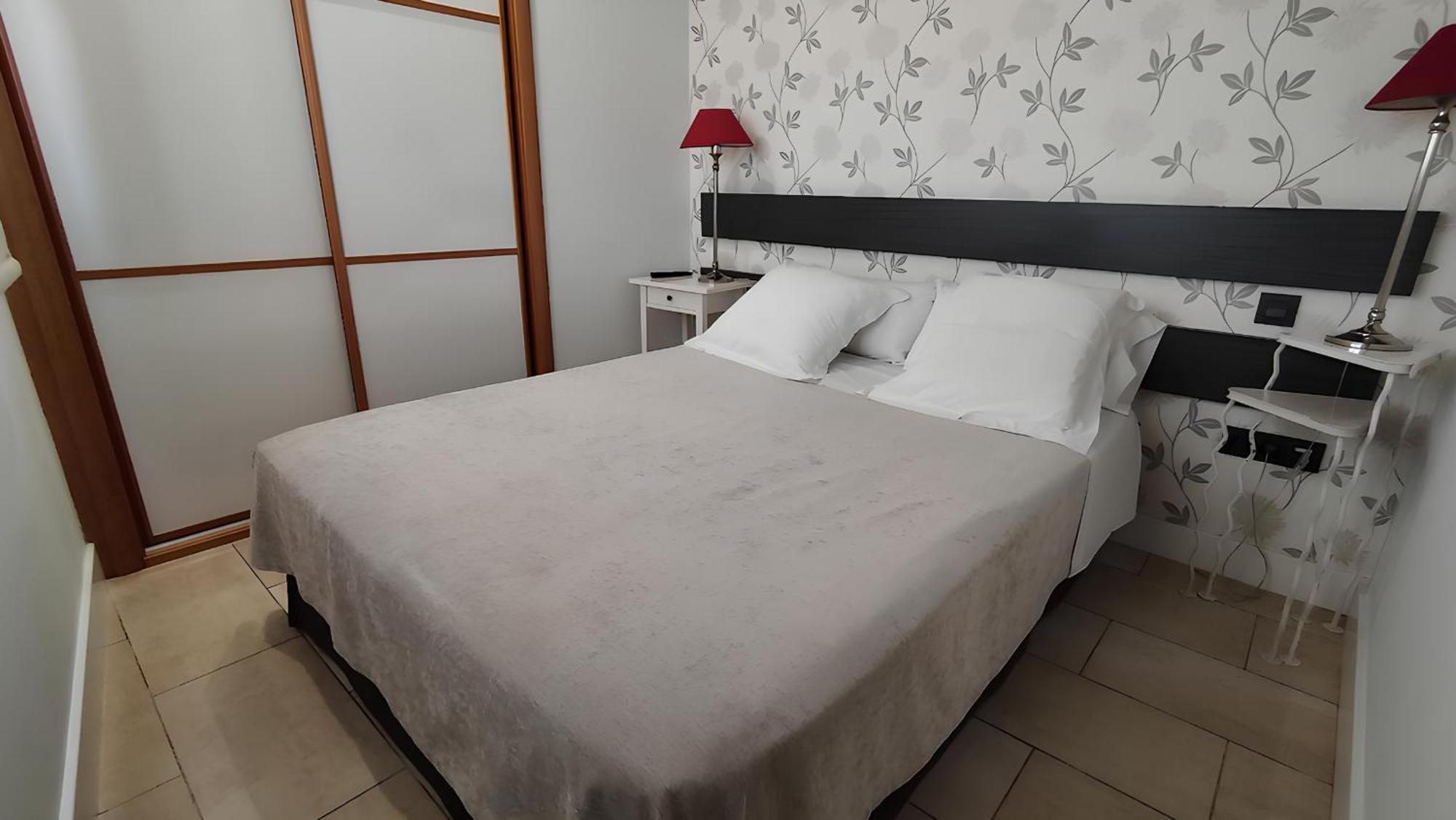 Apartahotel Comforsuite Boecillo Buitenkant foto